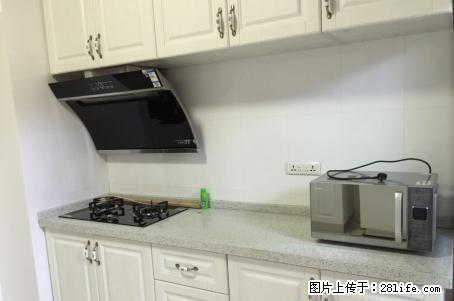 世纪新城低层复式楼，5房2厅3卫，300平米， 另送40平米花园，豪华装修，2008年建 - 房屋出售 - 房屋租售 - 桂林分类信息 - 桂林28生活网 www.28life.com