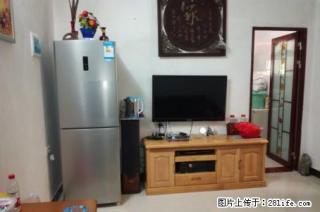 育才本部华御公馆对面;2房1厅1卫,产权44平米使用面积65平米,简单装修,送车库 - 桂林28生活网 www.28life.com