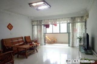 空明西路中级法院宿舍;4房2厅2卫,158平米,2楼,精装修,118万送20平米车库 - 桂林28生活网 www.28life.com