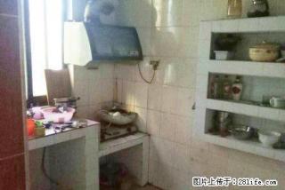 育才学区鸾西一区；2房2厅1卫，68平米，3楼，精装修，1995年建，该房户型方正 - 桂林28生活网 www.28life.com