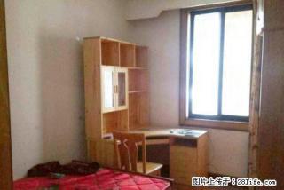 育才学区鸾西一区；2房2厅1卫，68平米，3楼，简单装修，1995年建，该房户型方正 - 桂林28生活网 www.28life.com