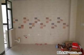 兴进上誉， 顶楼复式带露台 ，4室2厅2卫，160平米，2015年建，清水房，急售145万 - 桂林28生活网 www.28life.com