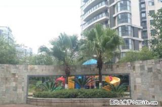 金地怡和东岸， 4室2厅2卫，142平米，清水房，2012年建，电梯2楼，急售98万 - 桂林28生活网 www.28life.com