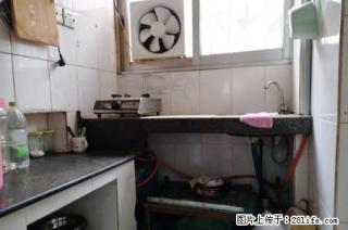 鸾西二区；2房2厅1卫，70平米，2楼，中等装修，1996年建，急售36万， - 桂林28生活网 www.28life.com