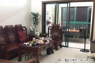 东晖国际公馆；4房2厅1卫，100平米，电梯5楼，精装修，一梯两户，南北通透，2010年建 - 桂林28生活网 www.28life.com