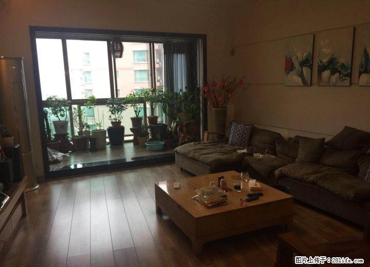 世纪新城；3房2厅2卫，143平米，9楼，精装修，一梯两户南北通透，急售98万 - 房屋出售 - 房屋租售 - 桂林分类信息 - 桂林28生活网 www.28life.com