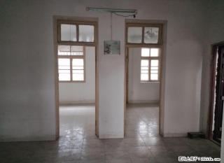 育才分校学区 供电局宿舍 黄金4楼 2房56? 28万 有停车位 - 桂林28生活网 www.28life.com