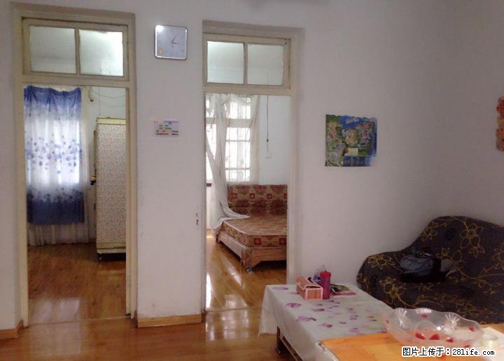 丹桂酒店后面可成里汽车站宿舍，二楼 2房1厅65平方家具家电全 1000元/月可停车木地板 - 房屋出租 - 房屋租售 - 桂林分类信息 - 桂林28生活网 www.28life.com