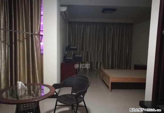 北极广场华城新贵1房1厅700元家电家具齐全 - 房屋出租 - 房屋租售 - 桂林分类信息 - 桂林28生活网 www.28life.com