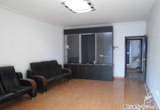 办公室出租 阳光商务楼中山中路西城路对面，电梯4楼，大单间配套800元月 1房1厅1500元 - 桂林28生活网 www.28life.com