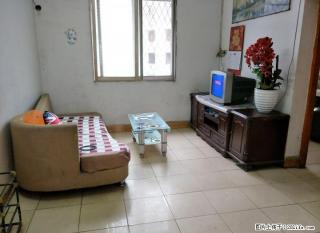 北极广场附近抗战路口，三楼，2房1厅63平方，750元月，部分家电家具中装修采光干净 - 桂林28生活网 www.28life.com