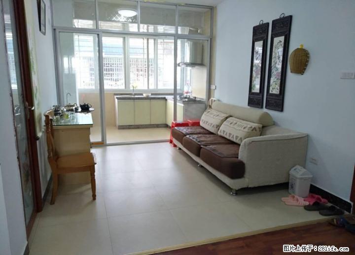 榕湖学区桂湖花园对面220平使用300平米有天面使用195万 - 房屋出售 - 房屋租售 - 桂林分类信息 - 桂林28生活网 www.28life.com