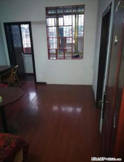 桂林秀峰区市中心信义路旁 - 桂林28生活网 www.28life.com