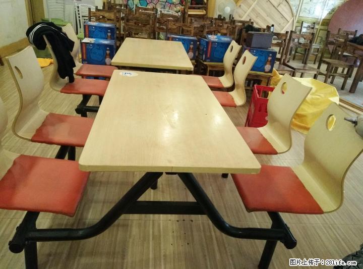 九成新连体快餐桌出售 - 各类家具 - 居家生活 - 桂林分类信息 - 桂林28生活网 www.28life.com