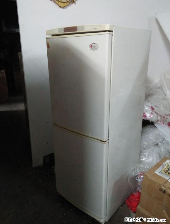 出售一台上下门两门冰箱,约1.5米高,400元包送货。(如图)质量保证3个月 - 其它 - 家用电器 - 桂林分类信息 - 桂林28生活网 www.28life.com