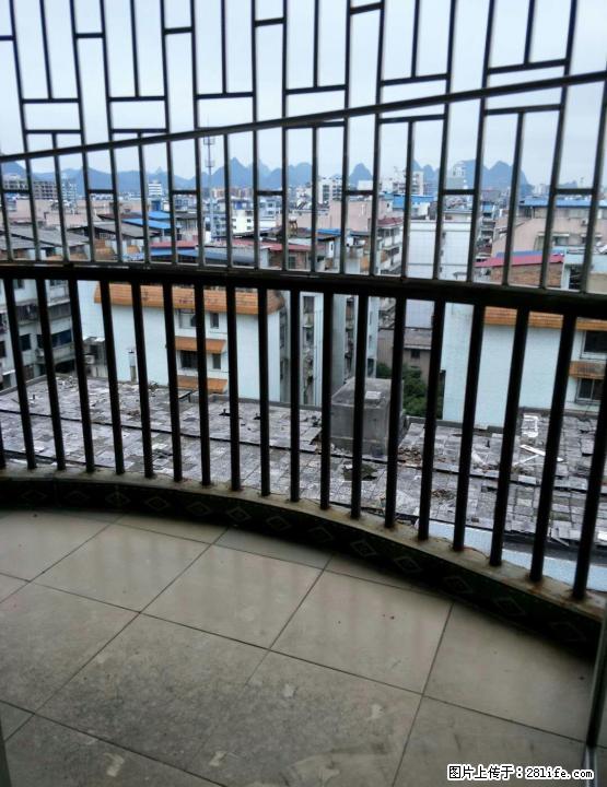 房东诚心出售中山南路银锭公寓156平方豪华装修三房二厅二卫带双阳台 - 房屋出售 - 房屋租售 - 桂林分类信息 - 桂林28生活网 www.28life.com