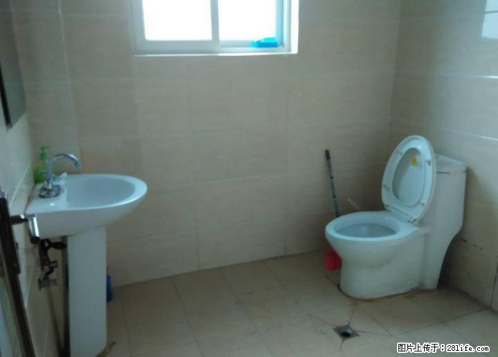 出租，万达广场办公好房体育馆兰乔圣菲教师公寓4房2厅2卫2600元超大户型，客厅超大好 - 房屋出租 - 房屋租售 - 桂林分类信息 - 桂林28生活网 www.28life.com