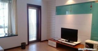 出租，七星新城万达华府电梯一房一厅，，家具家电齐全，1800元/月 拎包入住万达广场 - 桂林28生活网 www.28life.com