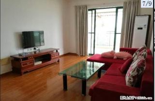 出租，万达中心万达广场体育馆东晖国际公馆高档小区，电梯2房2厅1卫，2400元 - 桂林28生活网 www.28life.com