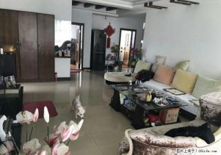 m信义路带两个超大平台3房2厅精装修75万04年建 - 桂林28生活网 www.28life.com