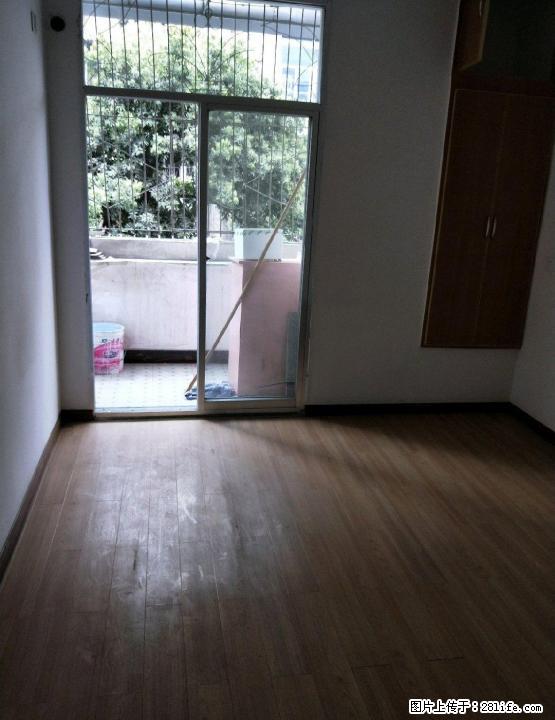 m铁西一里3楼小2室1厅1卫50平方23万 - 房屋出售 - 房屋租售 - 桂林分类信息 - 桂林28生活网 www.28life.com