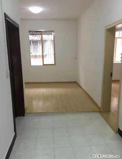 m乐群小学正对面 精装2房4楼有院子方便停车 户型方正秒杀价 - 桂林28生活网 www.28life.com