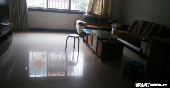 九华山石油公司 3室2厅2卫 132平米  可免费停车 仅售68万 - 房屋出售 - 房屋租售 - 桂林分类信息 - 桂林28生活网 www.28life.com