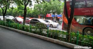 【旺铺出售】中山北路沃尔玛对面 临大街旺铺192平米租16.8万每年 有递增 - 桂林28生活网 www.28life.com