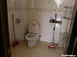 A.北极广场抗战路邮电小区大两房两厅精装出售 - 桂林28生活网 www.28life.com