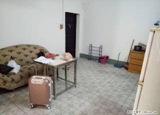 观音阁叠彩消防队往西清湖方向200米工商局楼上三房一厅出租 - 桂林28生活网 www.28life.com