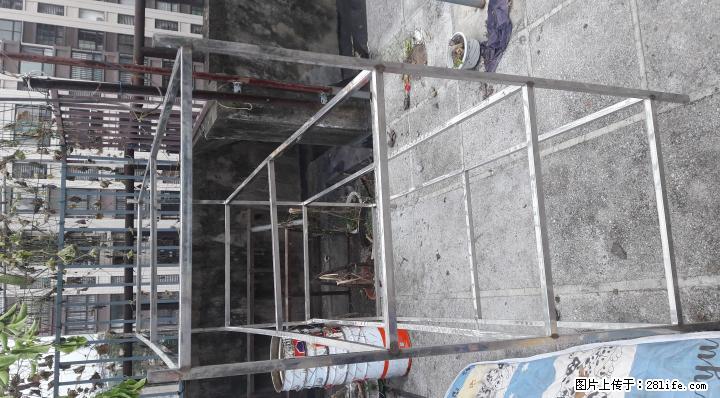 出售一个不锈钢货货架和一个烧烤架 - 各类家具 - 居家生活 - 桂林分类信息 - 桂林28生活网 www.28life.com