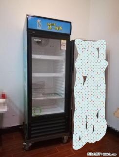 9成新澳柯玛展示柜低价甩卖 - 桂林28生活网 www.28life.com