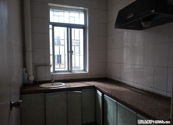 芦笛路 粮油小区 两房一厅一卫 租金1200 精装修 拧包入住 - 房屋出租 - 房屋租售 - 桂林分类信息 - 桂林28生活网 www.28life.com