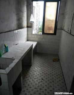 三房两厅41万包过户  清水房 - 桂林28生活网 www.28life.com