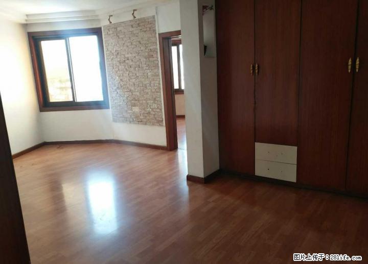 q三多路八桂大厦 7楼 电梯房 户型不正 但是房子采光极佳 通风 闹中取静 交通方便 - 房屋出售 - 房屋租售 - 桂林分类信息 - 桂林28生活网 www.28life.com