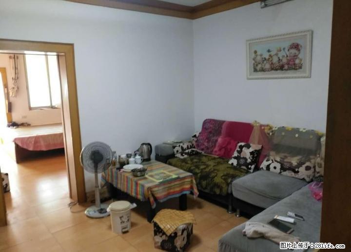 驿前街 好又多楼上 35万 小户型 2楼 是个大平台 适合老人居住 买菜 散步 方便 - 房屋出售 - 房屋租售 - 桂林分类信息 - 桂林28生活网 www.28life.com