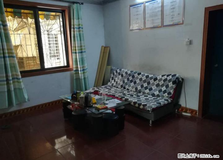 西山南巷 高一楼 南北朝向 95年的房子 西山小学学区房 - 房屋出售 - 房屋租售 - 桂林分类信息 - 桂林28生活网 www.28life.com