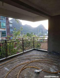 好消息 138平米 106万 江景房 4楼 带30平米的平台 南北朝向 小区环境优美 河边路以修 - 桂林28生活网 www.28life.com