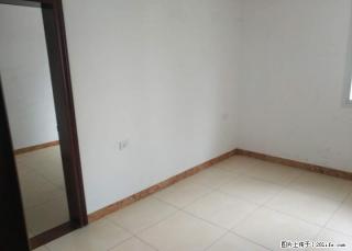 q急售 观音阁芦笛路 黄金三楼 交通方便 送两个杂物间 中等装修 有意者请来电咨询 - 桂林28生活网 www.28life.com