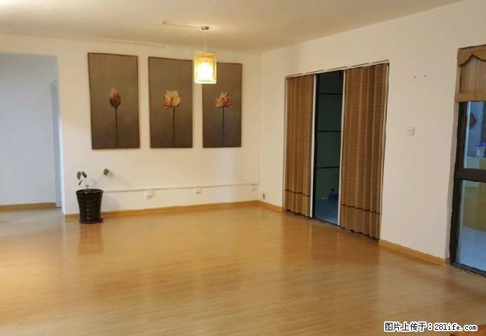 0七星区 万达广场 万达华府有平台花园 3室2厅2卫 电梯房4楼 适合办公 2900元 - 房屋出租 - 房屋租售 - 桂林分类信息 - 桂林28生活网 www.28life.com