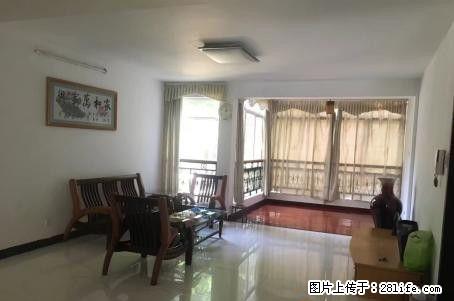 七星区三里店天香佳园小区 3房2厅2卫 93万 133平米 中装修 客厅房间超大 - 房屋出售 - 房屋租售 - 桂林分类信息 - 桂林28生活网 www.28life.com