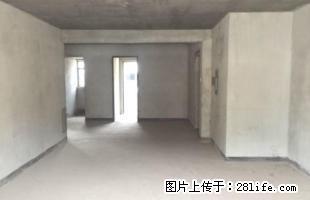 七星体育馆旁 东晖国际公馆 毛坯顶层复式+露台150万低价 - 桂林28生活网 www.28life.com