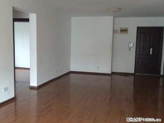 0七星区 骖鸾路三里店派出所对面兴进上城 3室2厅2卫 精装 空房2300元 - 桂林28生活网 www.28life.com