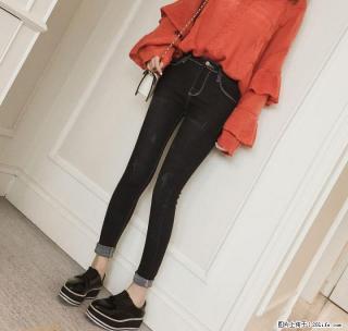 打底裤秀出纤细美腿，分分钟秒杀所有裤装—富际商城 - 桂林28生活网 www.28life.com