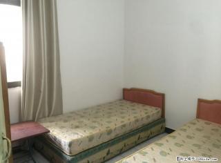 H 市中心三多路2房1厅 家带家具 1200元 - 桂林28生活网 www.28life.com