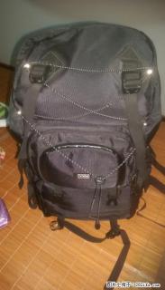 出售一个单反双肩包，200元！没用过几次！~放家里很久呢！ - 桂林28生活网 www.28life.com