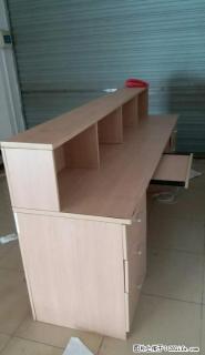 9成新收银台低价转让 咨询台 办公台 前台 - 桂林28生活网 www.28life.com