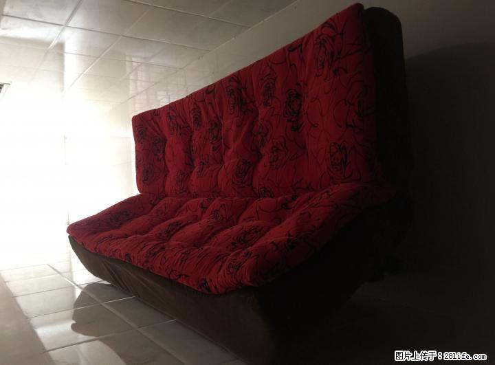 8成新沙发床，打开可做床铺 - 各类家具 - 居家生活 - 桂林分类信息 - 桂林28生活网 www.28life.com