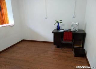 市中心中华路 中华小学隔壁 1房1厅 精装家具家电齐全出租 - 桂林28生活网 www.28life.com