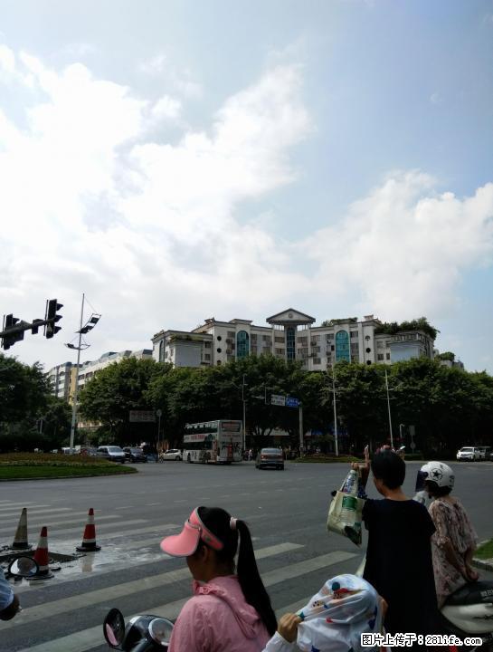 叠彩中山北路北极广场正中位置写字楼635平方出售 - 写字楼 - 房屋租售 - 桂林分类信息 - 桂林28生活网 www.28life.com
